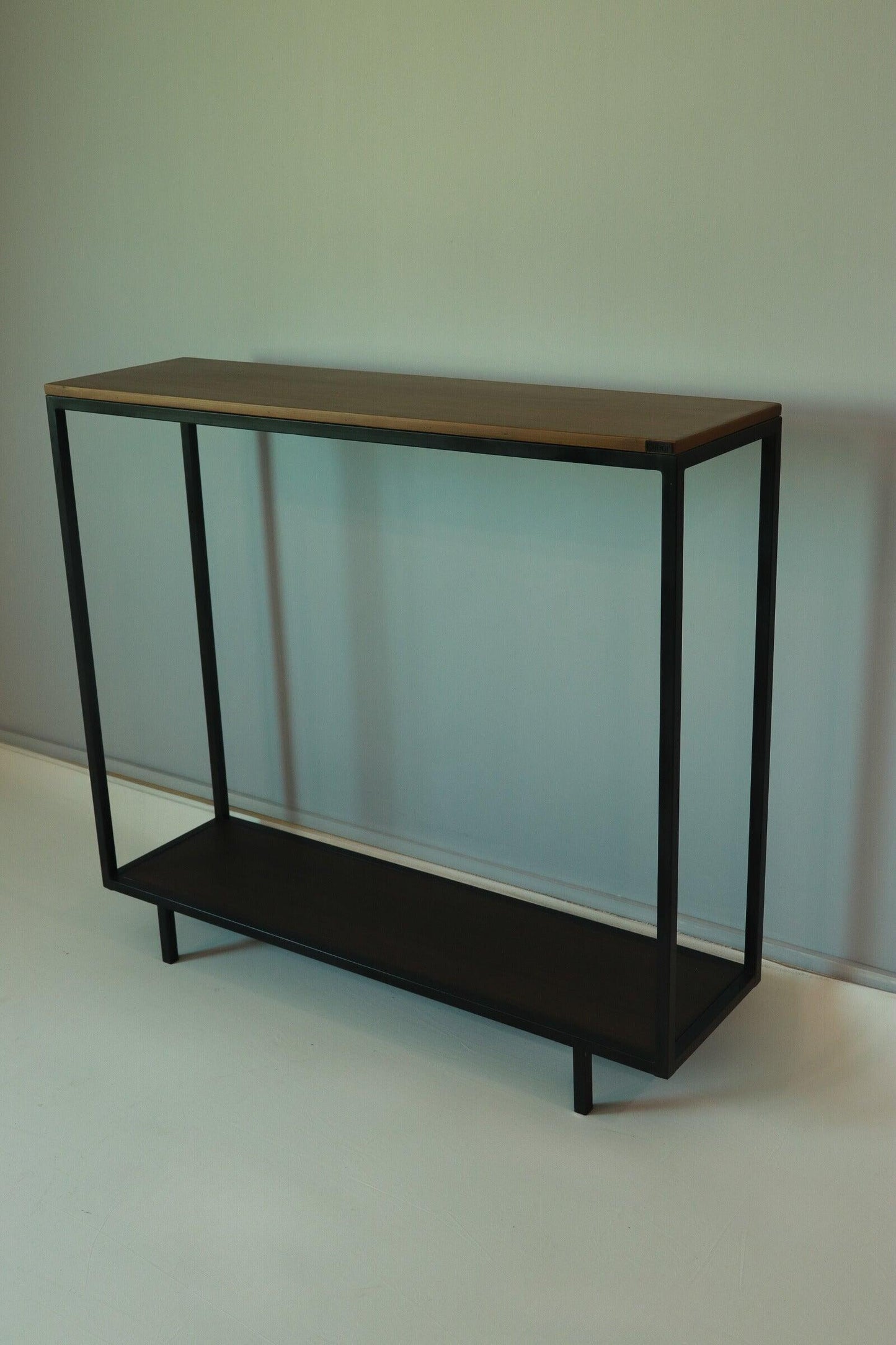 Doorway Console - Rec