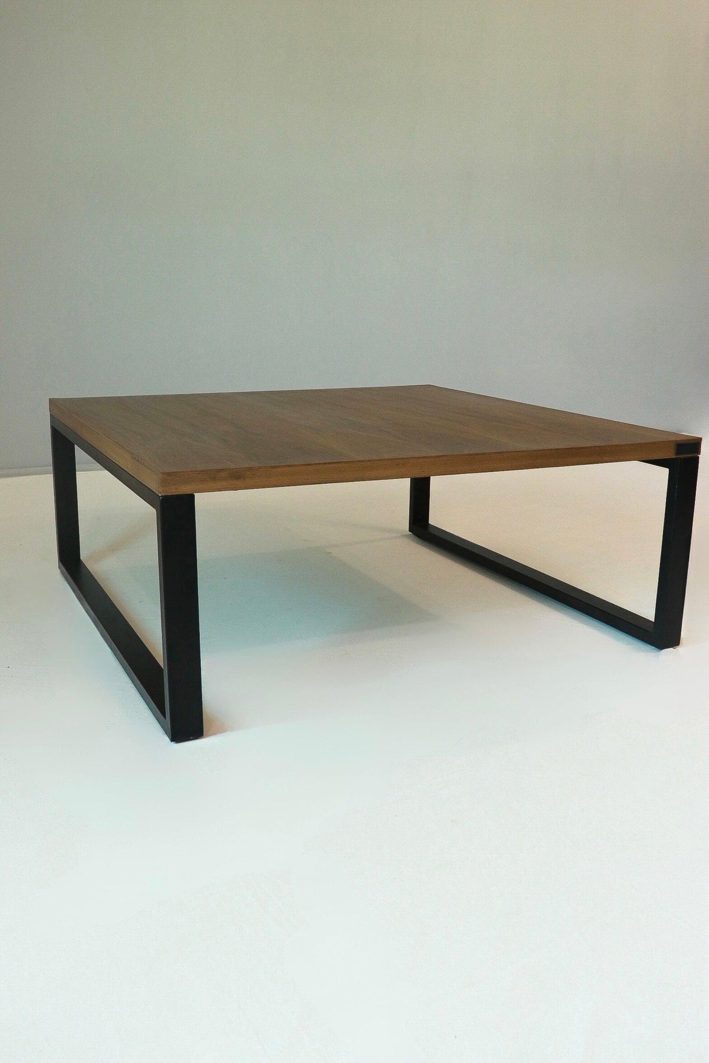 Social Square - Teak