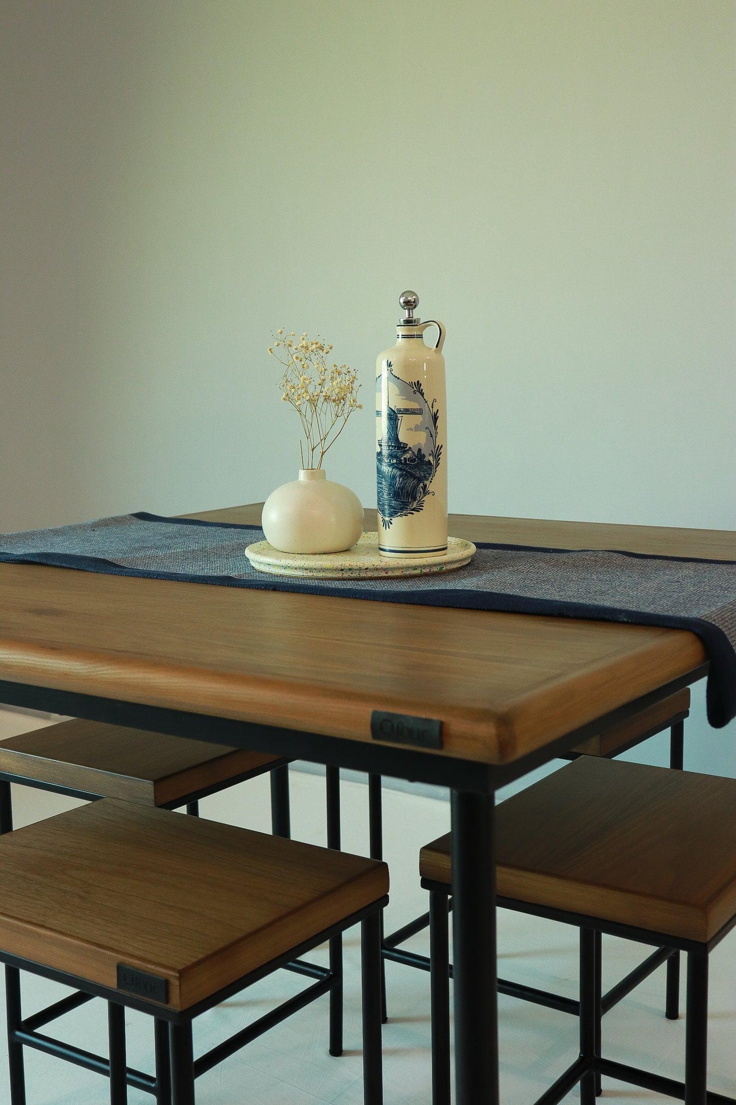 Adap-Table