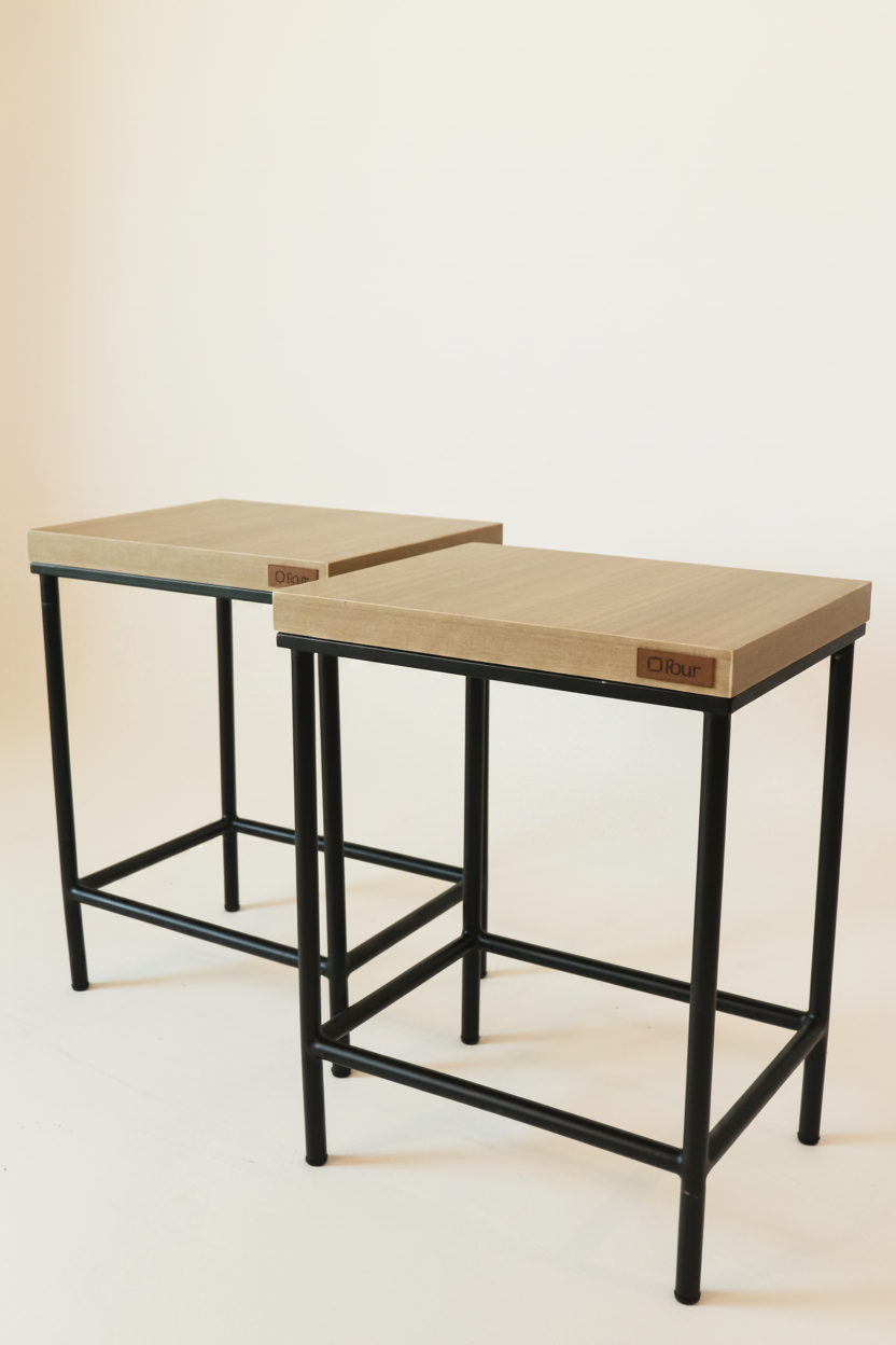four Stool Table in White Oak finish [H:52247715741997]